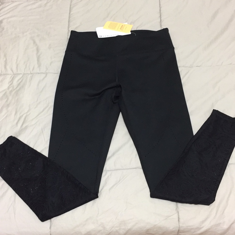 Fabletic leggings size S BNWT